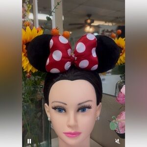 A lot of 3 Disney Minnie Mouse ears. Excellent condition!